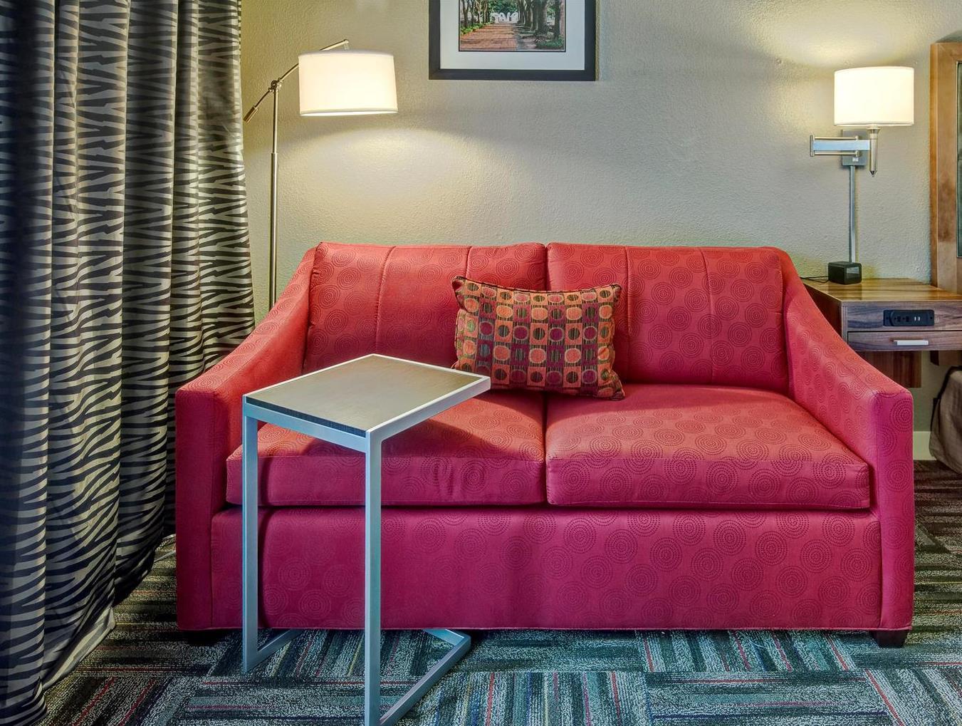 Hampton Inn Newberry Opera House Bagian luar foto