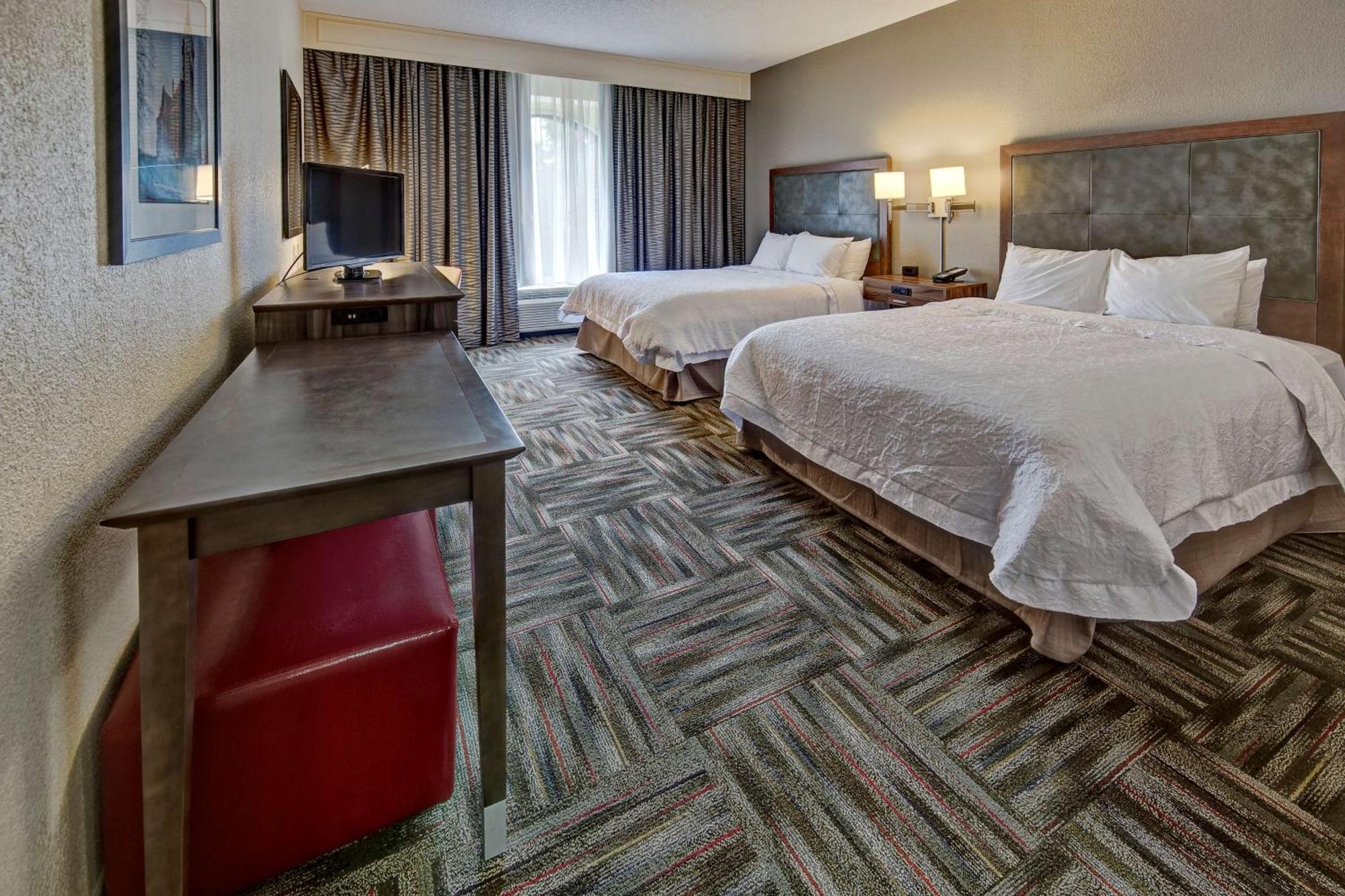 Hampton Inn Newberry Opera House Bagian luar foto