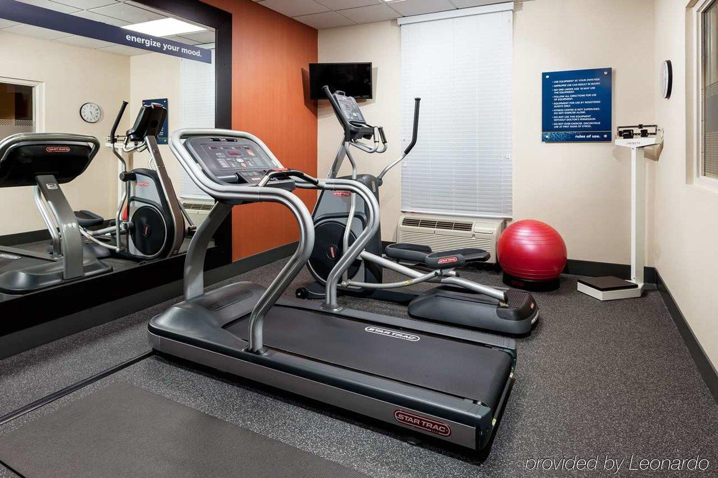 Hampton Inn Newberry Opera House Bagian luar foto